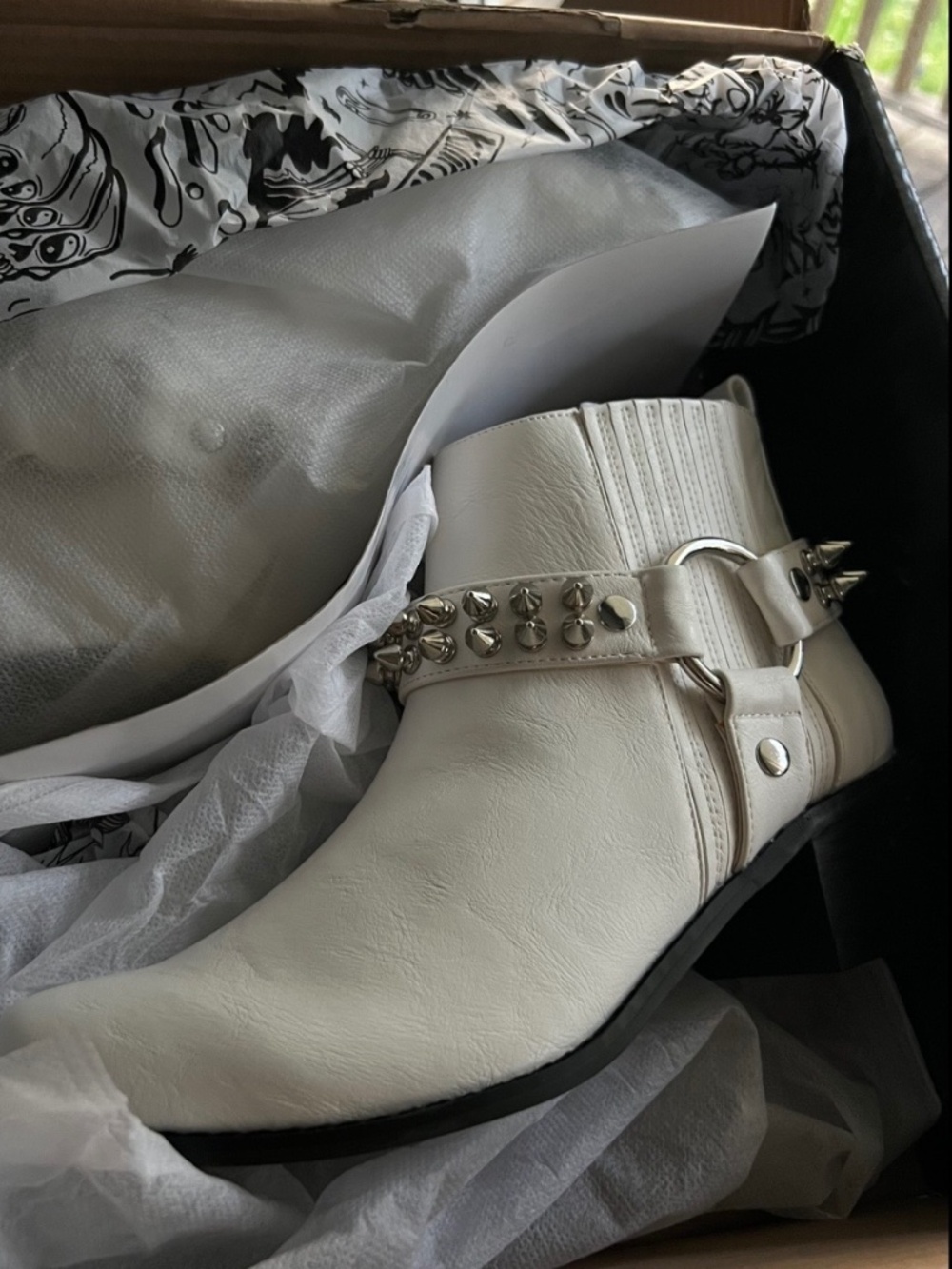 Unworn Dolls Kill White Cowboy Bootie, Spiked, Studded, Y'allternative Western